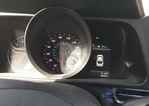 2022 Hyundai Elantra Sel z USA, uszkodzony, nr VIN 5NPLM4AG4NH077274